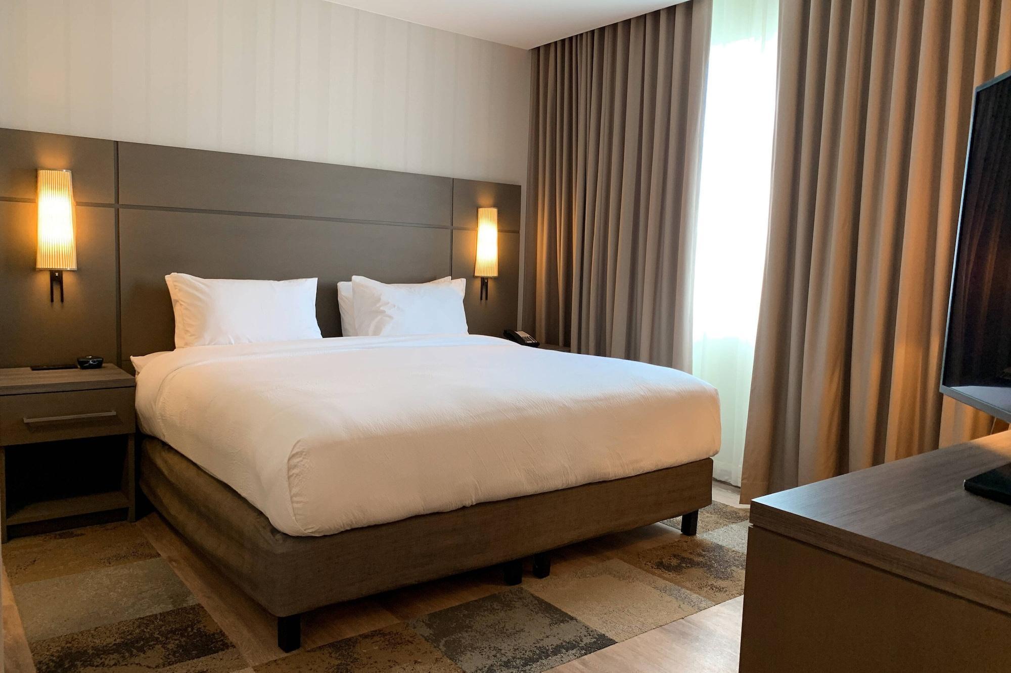 Residence Inn By Marriott Merida Ngoại thất bức ảnh