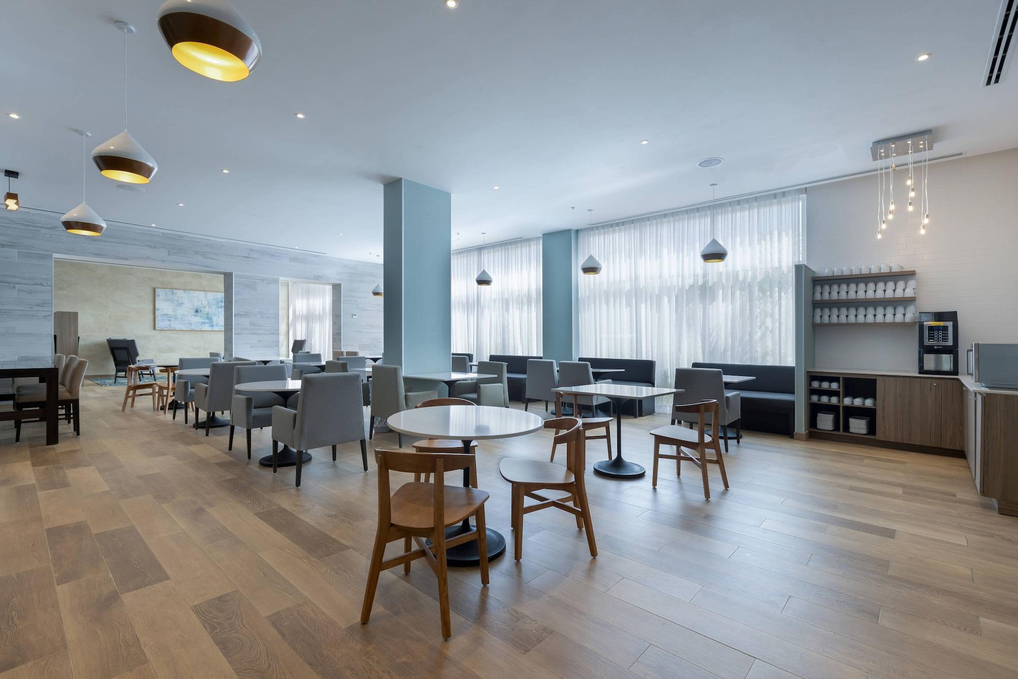 Residence Inn By Marriott Merida Ngoại thất bức ảnh