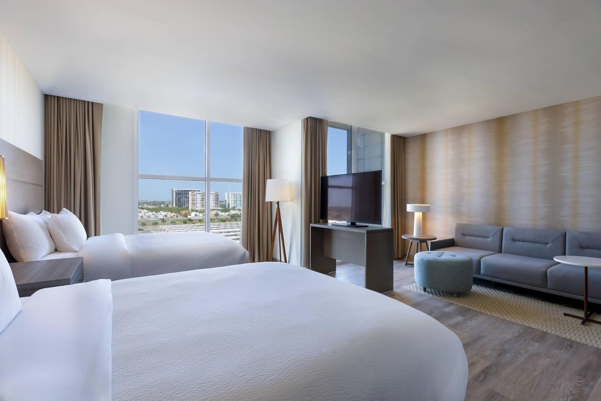 Residence Inn By Marriott Merida Ngoại thất bức ảnh