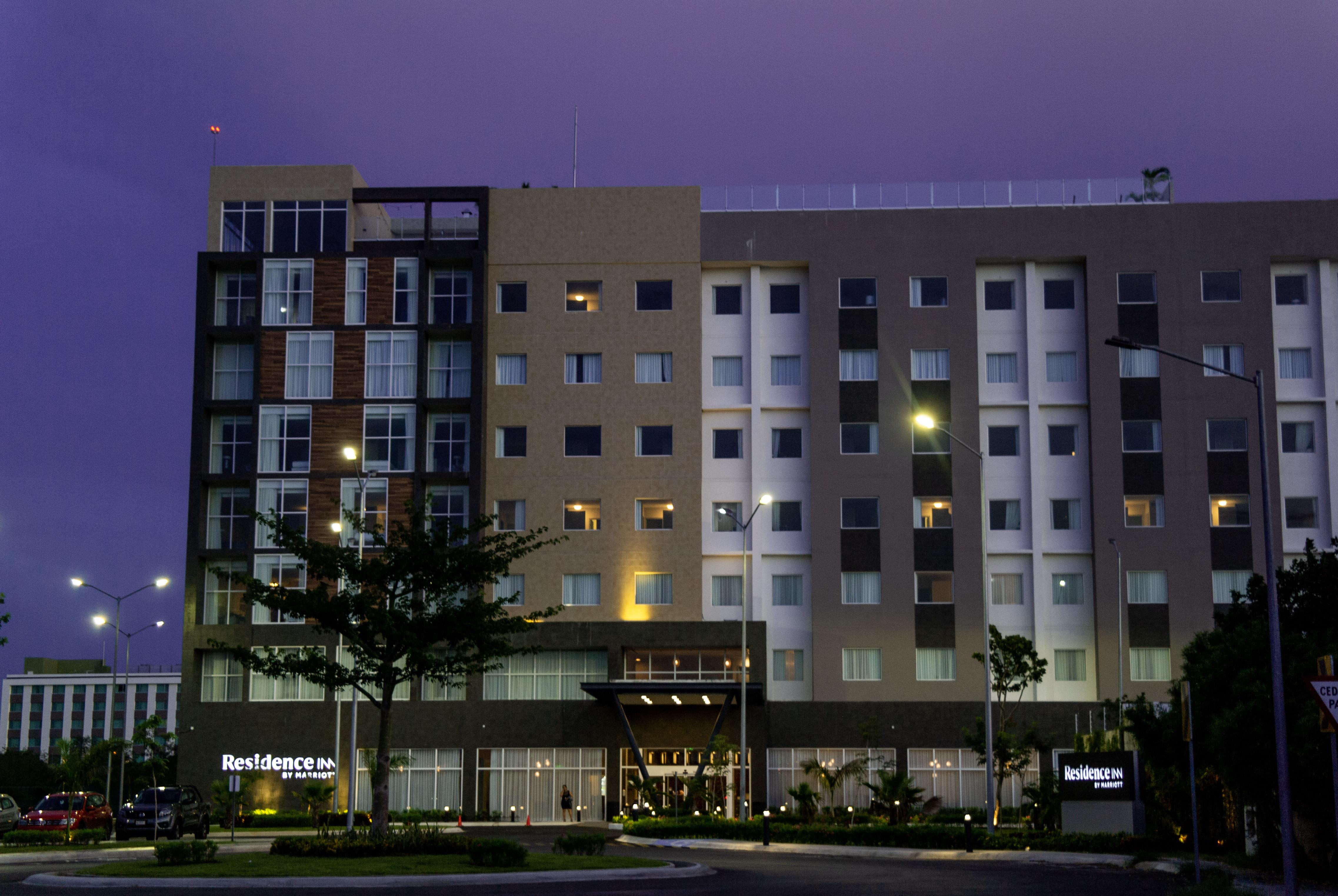 Residence Inn By Marriott Merida Ngoại thất bức ảnh